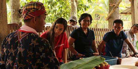 mga pamahiin sa kulay ng manok|Resisting the 'Pamahiin': Filipino Superstitions and Modern.